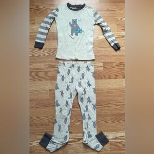 Boy's Long Sleeve Pajama Set Size 8